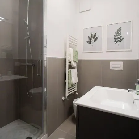 Splendido Dpto Con 2 Letti E 2 Bagni Ad Italy Апартаменты Асти